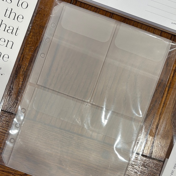 Cloth and Paper Bundle - Picture 4 of 8